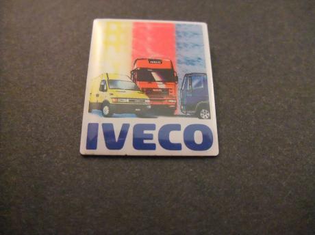 Iveco bedrijfswagens ( totale programma) Iveco  Daily (2005) links,  Iveco Stralis ( 2005) rechts en Iveco standaard -trekker model 480 ( 2005) midden